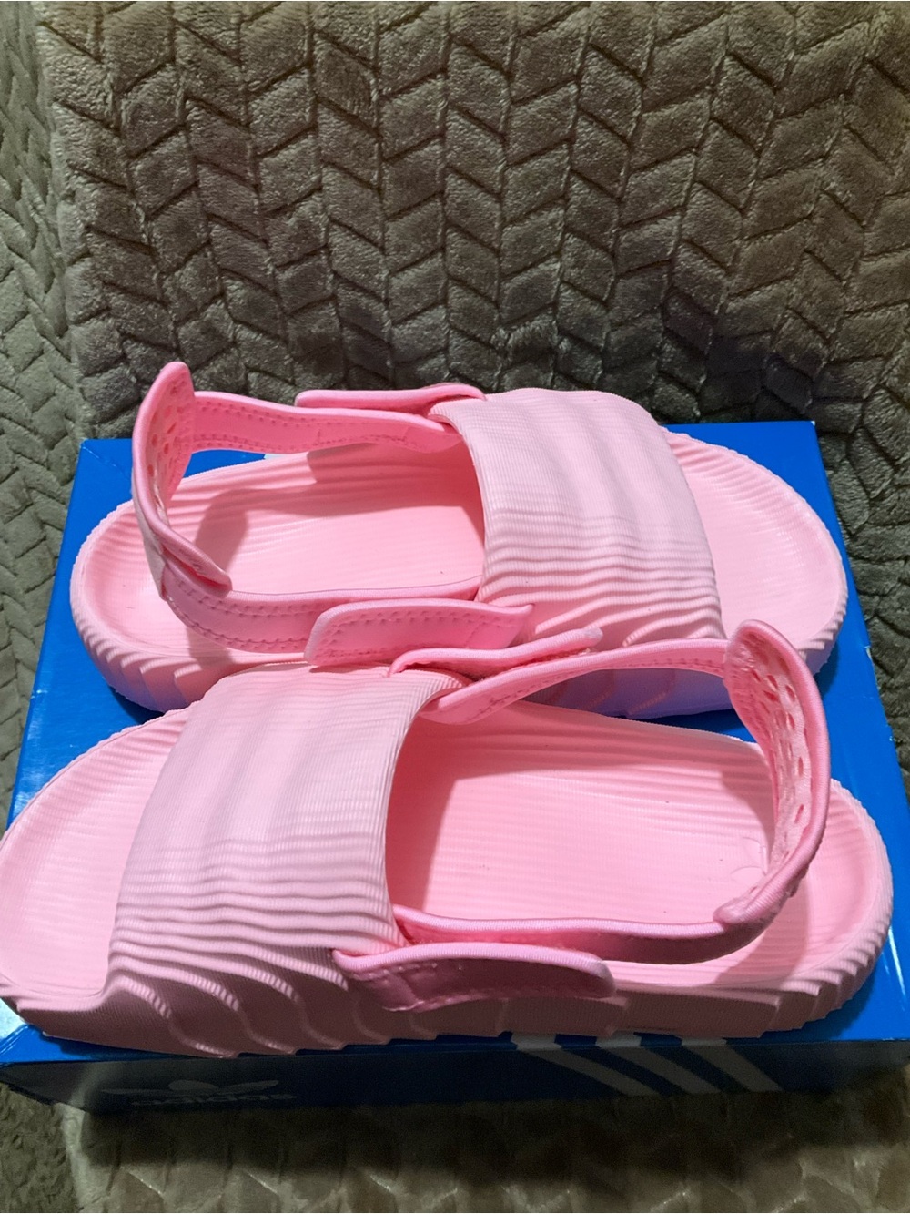 Adidas Adilette 22 XLG Slides - Picture 5 of 6